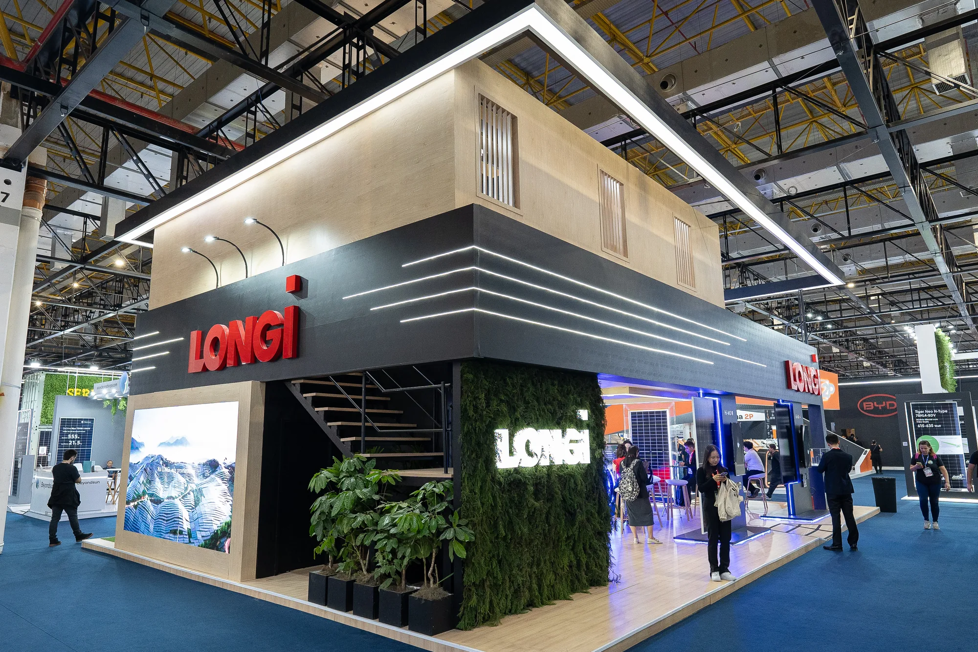 LONGI SOLAR INTERSOLAR